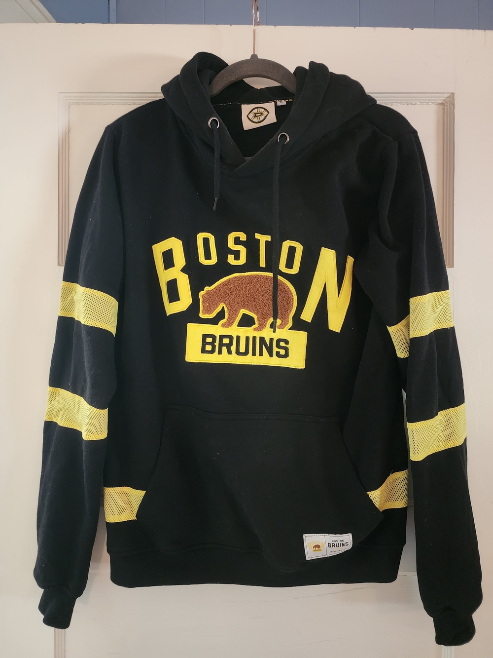 NHL Boston Bruins Black and Yellow Pullover Hoodie